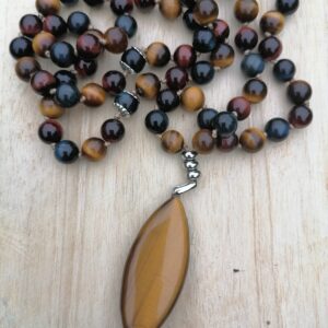 mala tibétain triple protection oeil de tigre oeil de faucon oeil de taureau lithothérapie pierres naturelles mantra bien-être